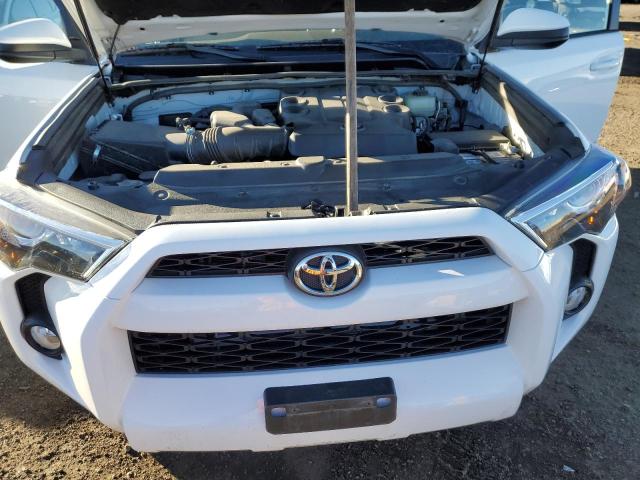 Photo 12 from auction – 2016 TOYOTA 4RUNNER SR with VIN JTEBU5JR7G5336521