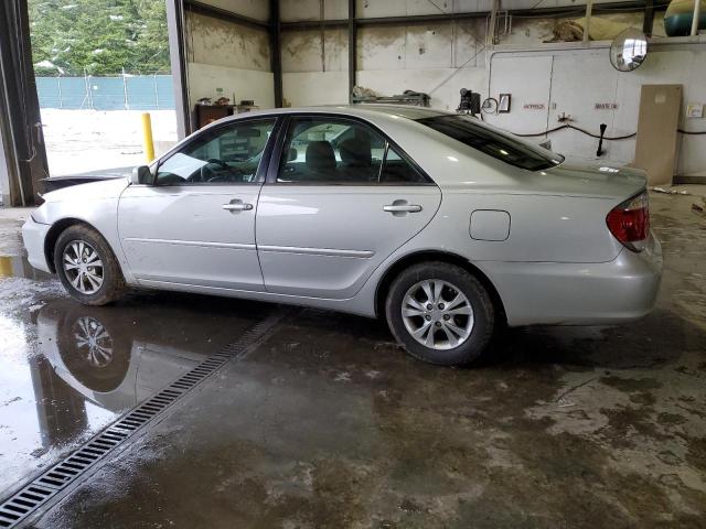 Photo 2 from auction – 2005 TOYOTA CAMRY LE with VIN 4T1BF30K45U093580