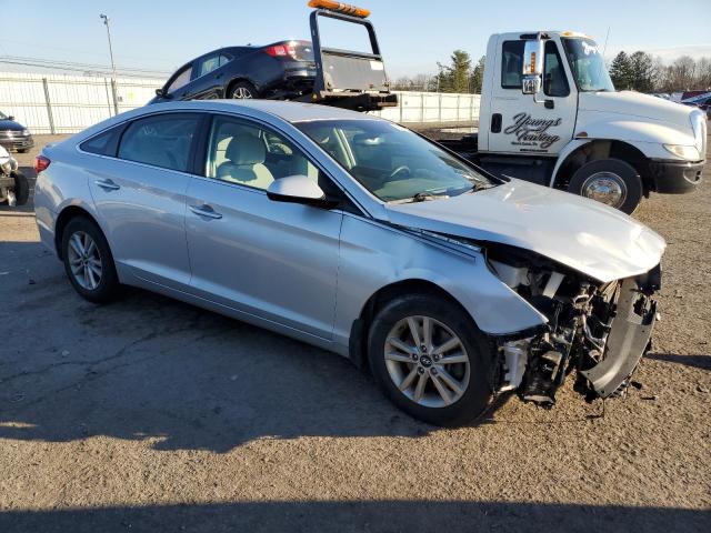 Photo 4 from auction – 2017 HYUNDAI SONATA SE with VIN 5NPE24AF6HH509793