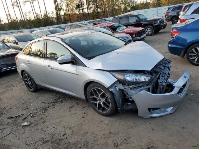 Photo 4 from auction – 2017 FORD FOCUS SEL with VIN 1FADP3H26HL218173