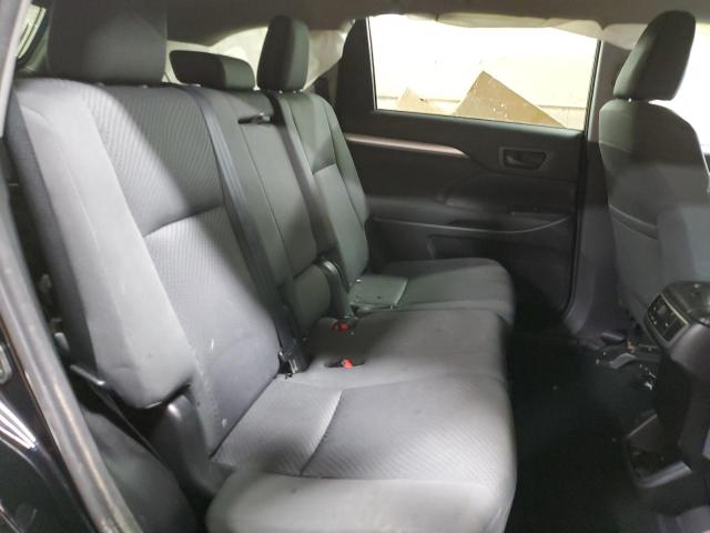 Photo 11 from auction – 2016 TOYOTA HIGHLANDER with VIN 5TDBKRFH8GS260125