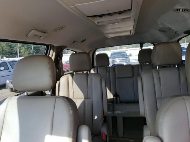Photo 10 from auction – 2015 CHRYSLER TOWN & COU with VIN 2C4RC1BG9FR529055