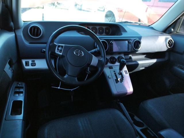 Photo 8 from auction – 2008 TOYOTA SCION with VIN JTLKE50E281043462