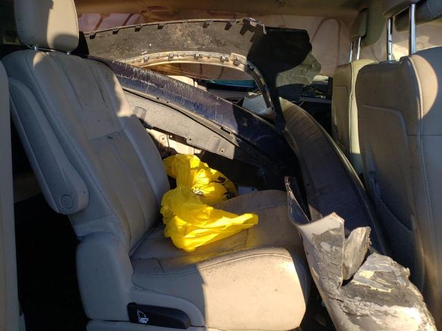 Photo 11 from auction – 2016 CHRYSLER TOWN & COU with VIN 2C4RC1GG4GR150331