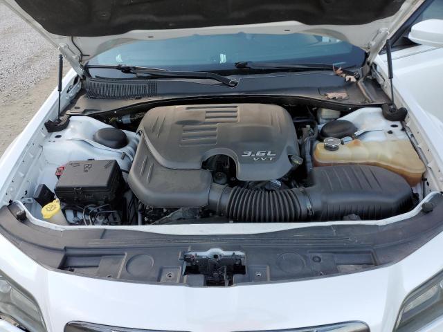 Photo 11 from auction – 2014 CHRYSLER 300 S with VIN 2C3CCABG2EH345008
