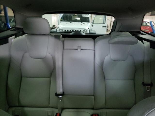 Photo 10 from auction – 2022 VOLVO XC60 B5 MO with VIN YV4L12RK4N1039733