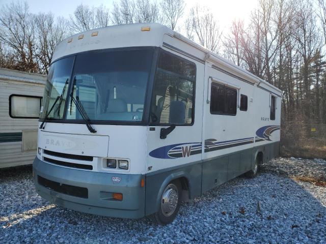 Photo 2 from auction – 2000 WINNEBAGO WINNEBAGO with VIN 5B4LP37J1Y3323644