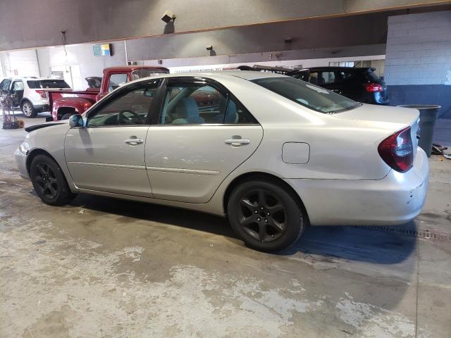 Photo 2 from auction – 2004 TOYOTA CAMRY LE with VIN 4T1BF30K94U569434