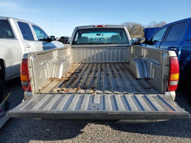 Photo 10 from auction – 2001 CHEVROLET SILVERADO with VIN 1GCEC14W61Z256304