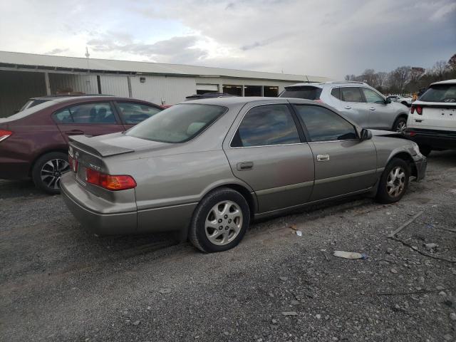Photo 3 from auction – 2000 TOYOTA CAMRY CE with VIN 4T1BG22K8YU682785