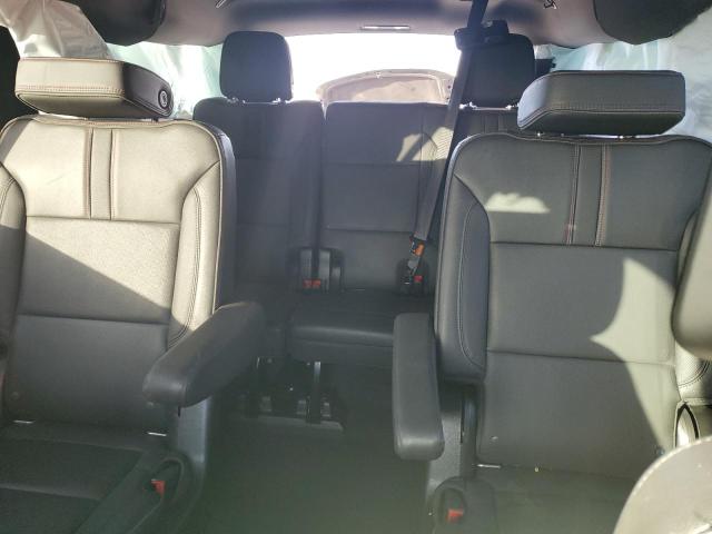 Photo 10 from auction – 2021 CHEVROLET SUBURBAN C with VIN 1GNSCEKD9MR210733
