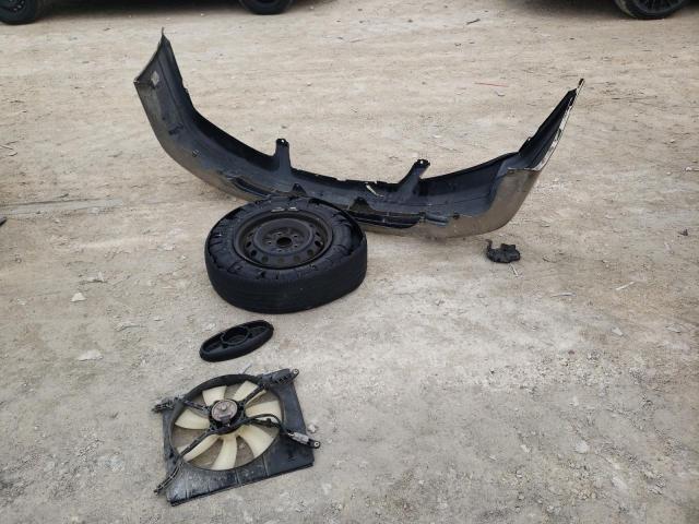 Photo 12 from auction – 2000 TOYOTA CAMRY CE with VIN 4T1BG22K5YU961000