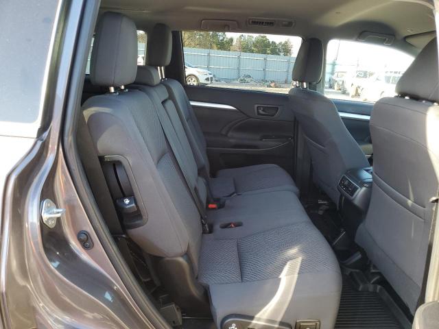 Photo 11 from auction – 2019 TOYOTA HIGHLANDER with VIN 5TDBZRFH1KS746649