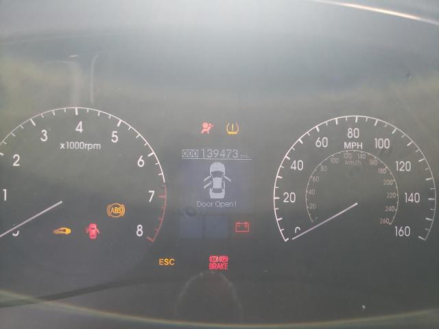 Photo 9 from auction – 2011 HYUNDAI GENESIS 3. with VIN KMHGC4DE0BU131875