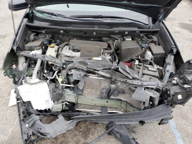 Photo 12 from auction – 2018 TOYOTA RAV4 LE with VIN 2T3ZFREV2JW488279