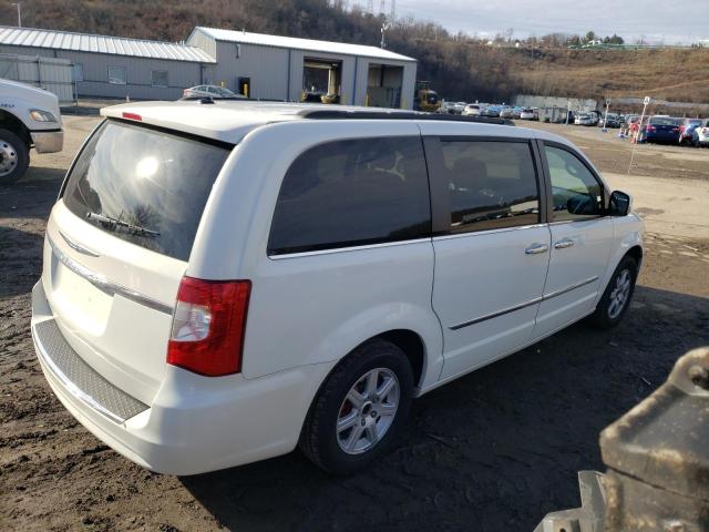 Photo 3 from auction – 2011 CHRYSLER TOWN & COU with VIN 2A4RR5DG1BR718547