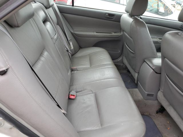 Photo 10 from auction – 2004 TOYOTA CAMRY LE with VIN 4T1BE32K74U907977