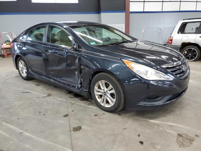 Photo 4 from auction – 2014 HYUNDAI SONATA GLS with VIN 5NPEB4AC8EH815914