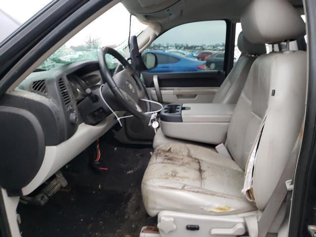 Photo 7 from auction – 2011 CHEVROLET SILVER1500 with VIN 1GCRKSE32BZ211800