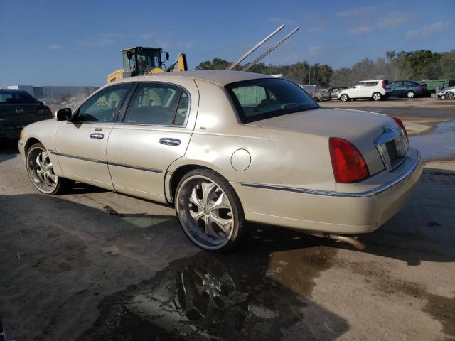 Photo 2 from auction – 2000 LINCOLN TOWN CAR C with VIN 1LNHM83W6YY879941