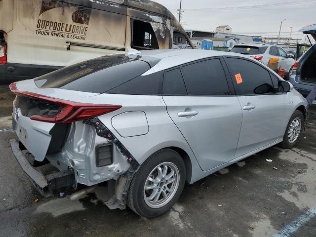Photo 3 from auction – 2018 TOYOTA PRIUS PRIM with VIN JTDKARFP2J3088452
