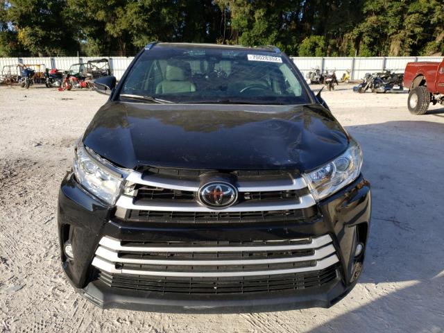 Photo 5 from auction – 2019 TOYOTA HIGHLANDER with VIN 5TDKZRFH6KS558595