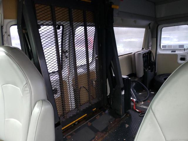 Photo 11 from auction – 2003 FORD ECONOLINE with VIN 1FTNE24253HA62904