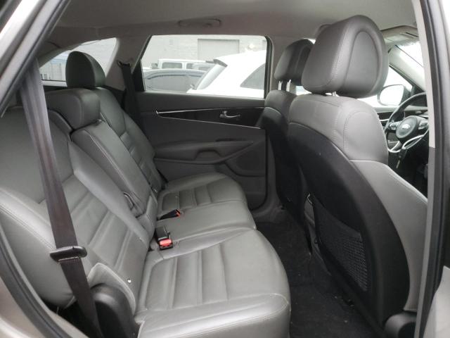 Photo 11 from auction – 2016 KIA SORENTO EX with VIN 5XYPH4A18GG149864