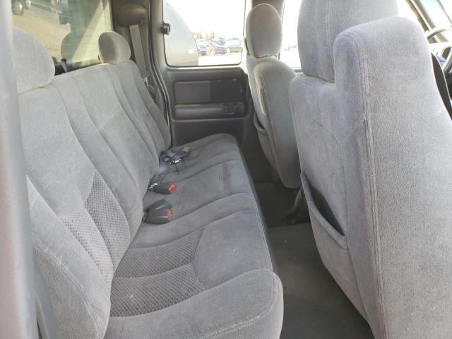 Photo 10 from auction – 2004 CHEVROLET SILVERADO4 with VIN 2GCEK19TX41151649