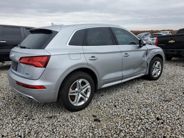 Photo 3 from auction – 2019 AUDI Q5 PREMIUM with VIN WA1ANAFY1K2080273