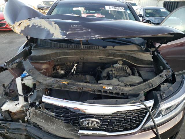 Photo 12 from auction – 2014 KIA SORENTO LX with VIN 5XYKTCA65EG507031