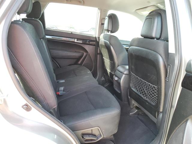 Photo 11 from auction – 2015 KIA SORENTO LX with VIN 5XYKT4A66FG556567
