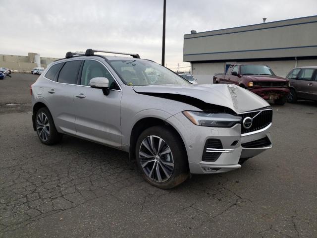 Photo 4 from auction – 2022 VOLVO XC60 B5 MO with VIN YV4L12RK4N1039733