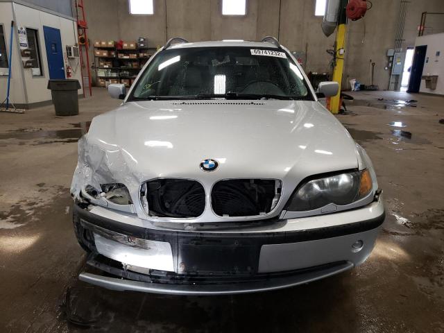 Photo 5 from auction – 2003 BMW 325 XIT with VIN WBAEP33483PF03028