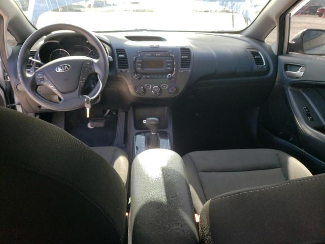 Photo 8 from auction – 2017 KIA FORTE LX with VIN 3KPFK4A79HE076195