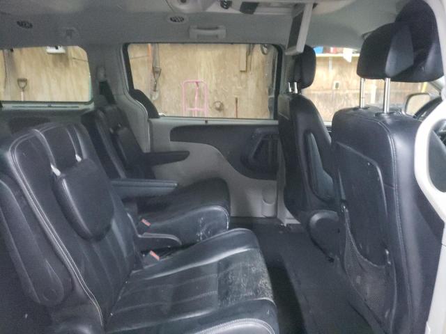 Photo 11 from auction – 2011 CHRYSLER TOWN & COU with VIN 2A4RR8DG9BR705837