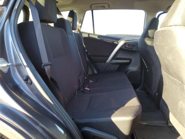 Photo 11 from auction – 2018 TOYOTA RAV4 LE with VIN JTMBFREV6JJ217869