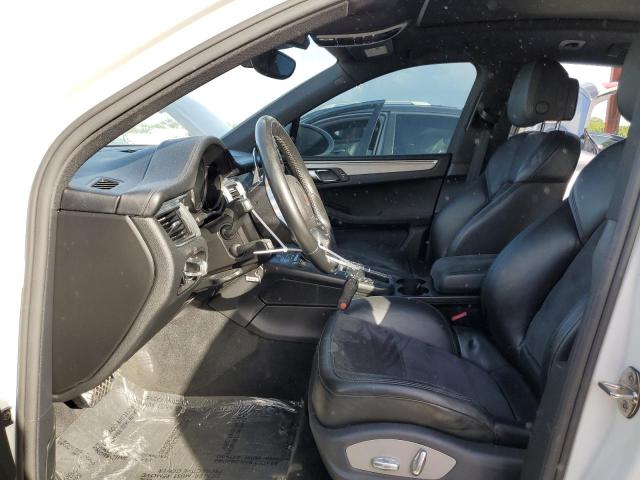 Photo 7 from auction – 2017 PORSCHE MACAN GTS with VIN WP1AG2A54HLB51194