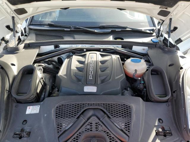 Photo 11 from auction – 2017 PORSCHE MACAN GTS with VIN WP1AG2A54HLB51194
