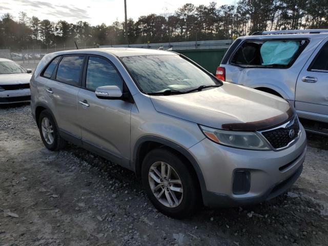 Photo 4 from auction – 2014 KIA SORENTO LX with VIN 5XYKT3A63EG507464