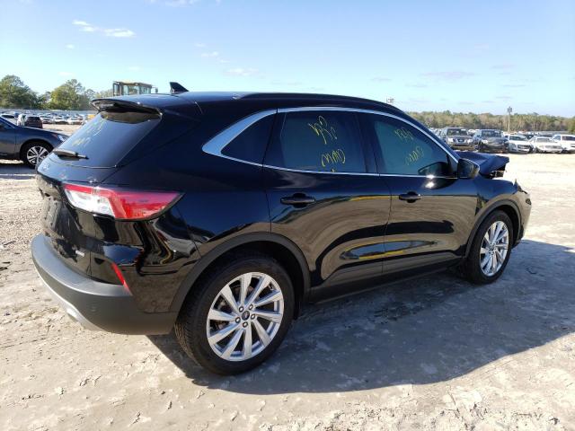 Photo 3 from auction – 2021 FORD ESCAPE TIT with VIN 1FMCU0DZ6MUB15786