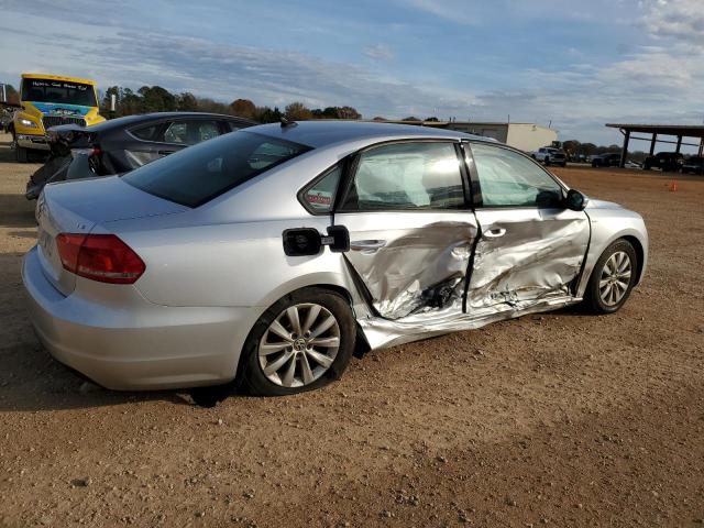 Photo 3 from auction – 2015 VOLKSWAGEN PASSAT S with VIN 1VWAT7A33FC033222