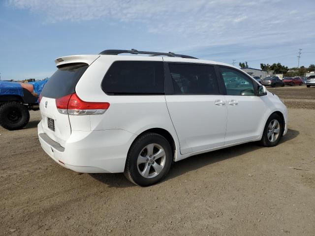 Photo 3 from auction – 2011 TOYOTA SIENNA LE with VIN 5TDKK3DC5BS053589