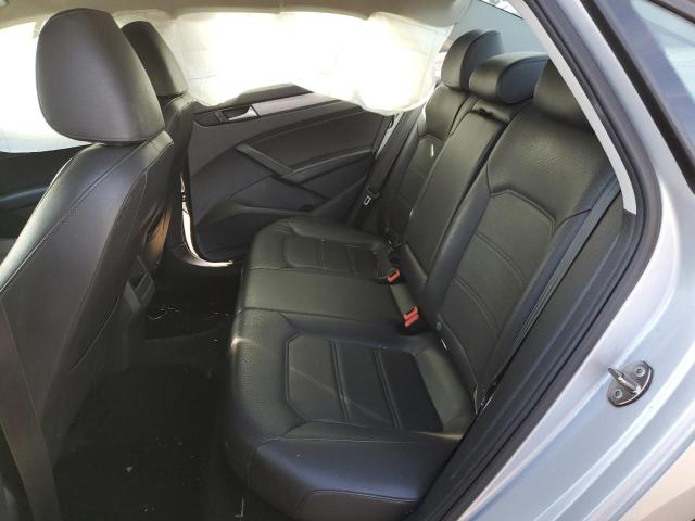 Photo 10 from auction – 2015 VOLKSWAGEN PASSAT S with VIN 1VWAT7A33FC033222