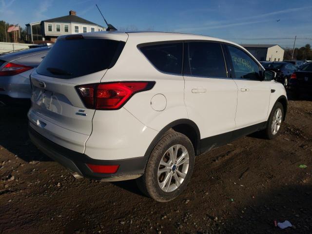 Photo 3 from auction – 2019 FORD ESCAPE SE with VIN 1FMCU9GD2KUA43390