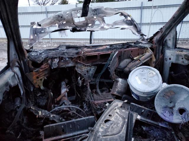 Photo 8 from auction – 2001 CHEVROLET VENTURE LU with VIN 1GNDX13E21D175183