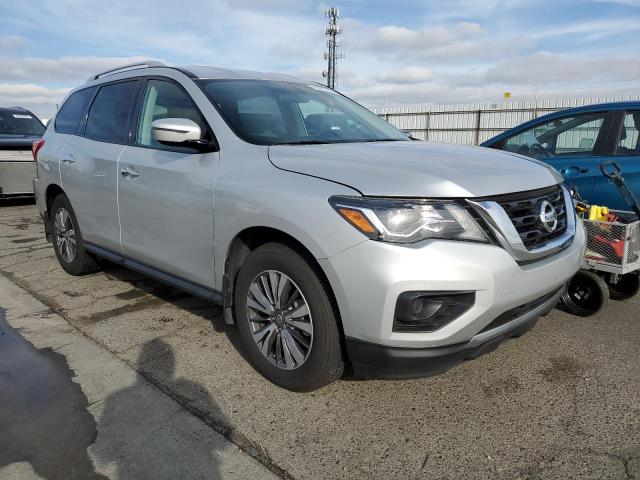 Photo 4 from auction – 2017 NISSAN PATHFINDER with VIN 5N1DR2MM8HC696354