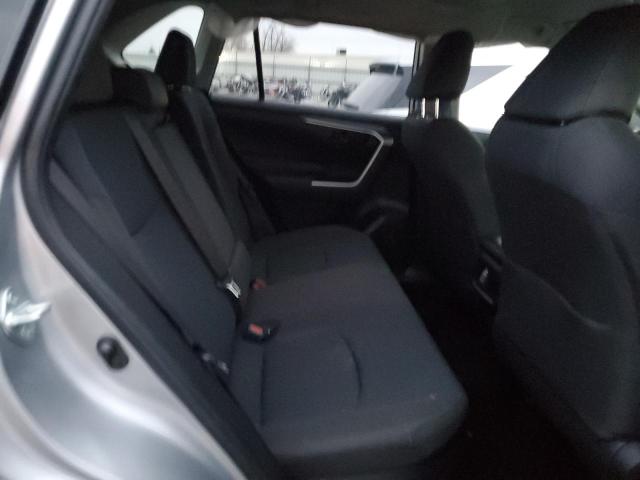 Photo 10 from auction – 2019 TOYOTA RAV4 LE with VIN JTMMWRFVXKD041254