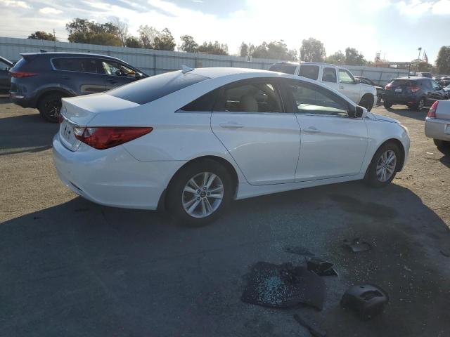 Photo 3 from auction – 2011 HYUNDAI SONATA GLS with VIN 5NPEB4AC2BH298072