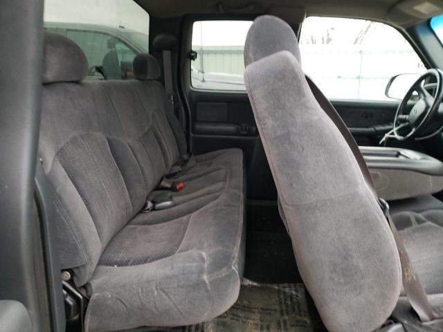 Photo 10 from auction – 2002 CHEVROLET SILVERADO with VIN 2GCEC19V721151572